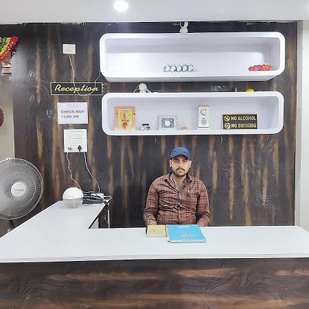 Hotel Kanha Shyam Madhubani מראה חיצוני תמונה