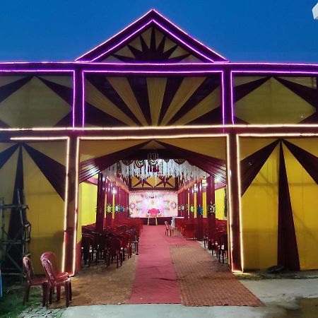 Hotel Kanha Shyam Madhubani מראה חיצוני תמונה