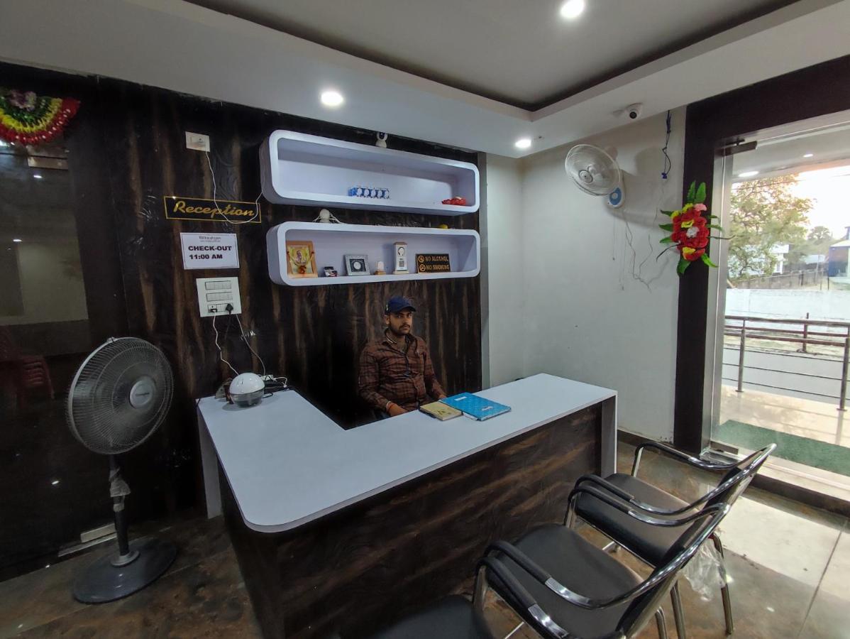 Hotel Kanha Shyam Madhubani מראה חיצוני תמונה