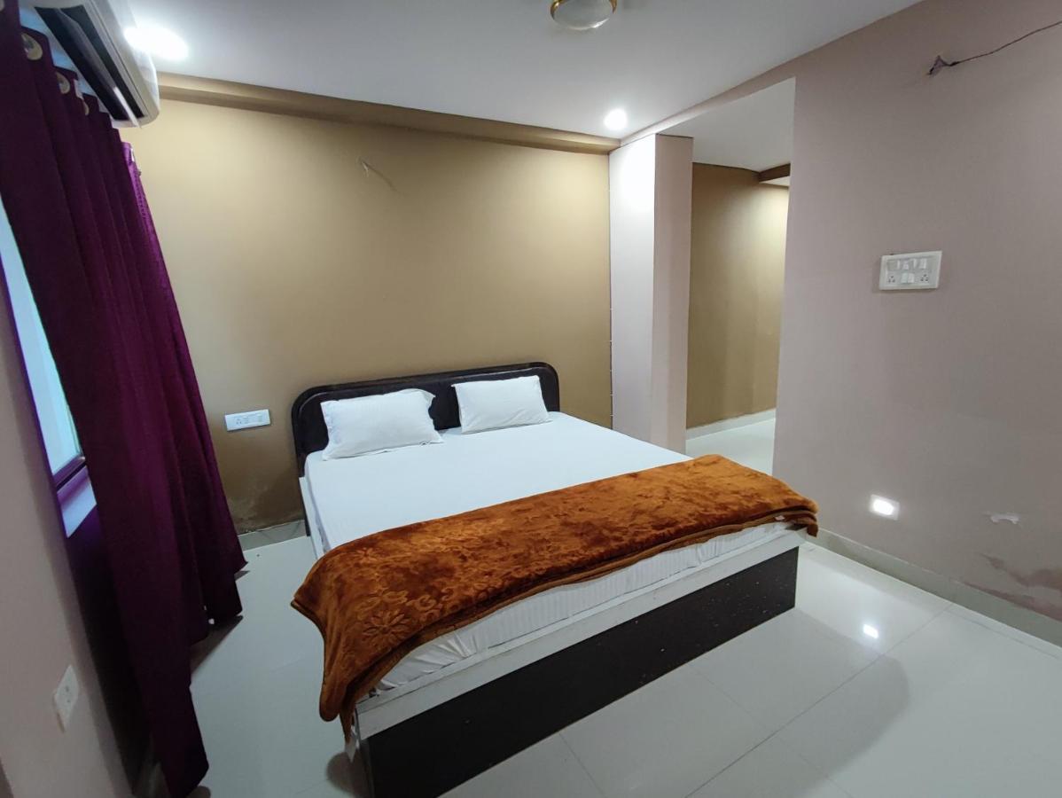 Hotel Kanha Shyam Madhubani מראה חיצוני תמונה